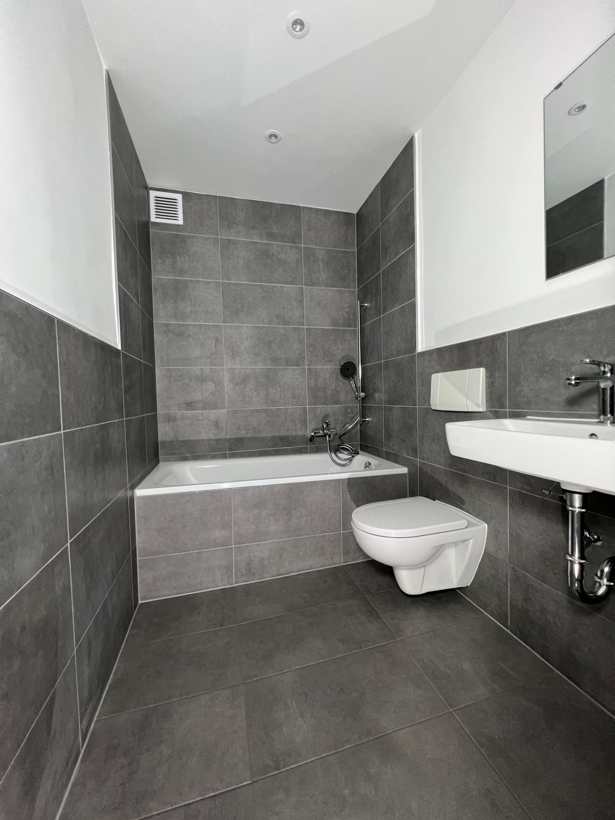 Badezimmer Komplettsanierung – Projektfoto 2