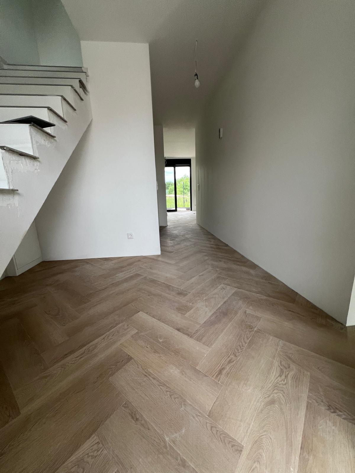 Bodenbelagsarbeiten Privathaushalt – Projektfoto 3