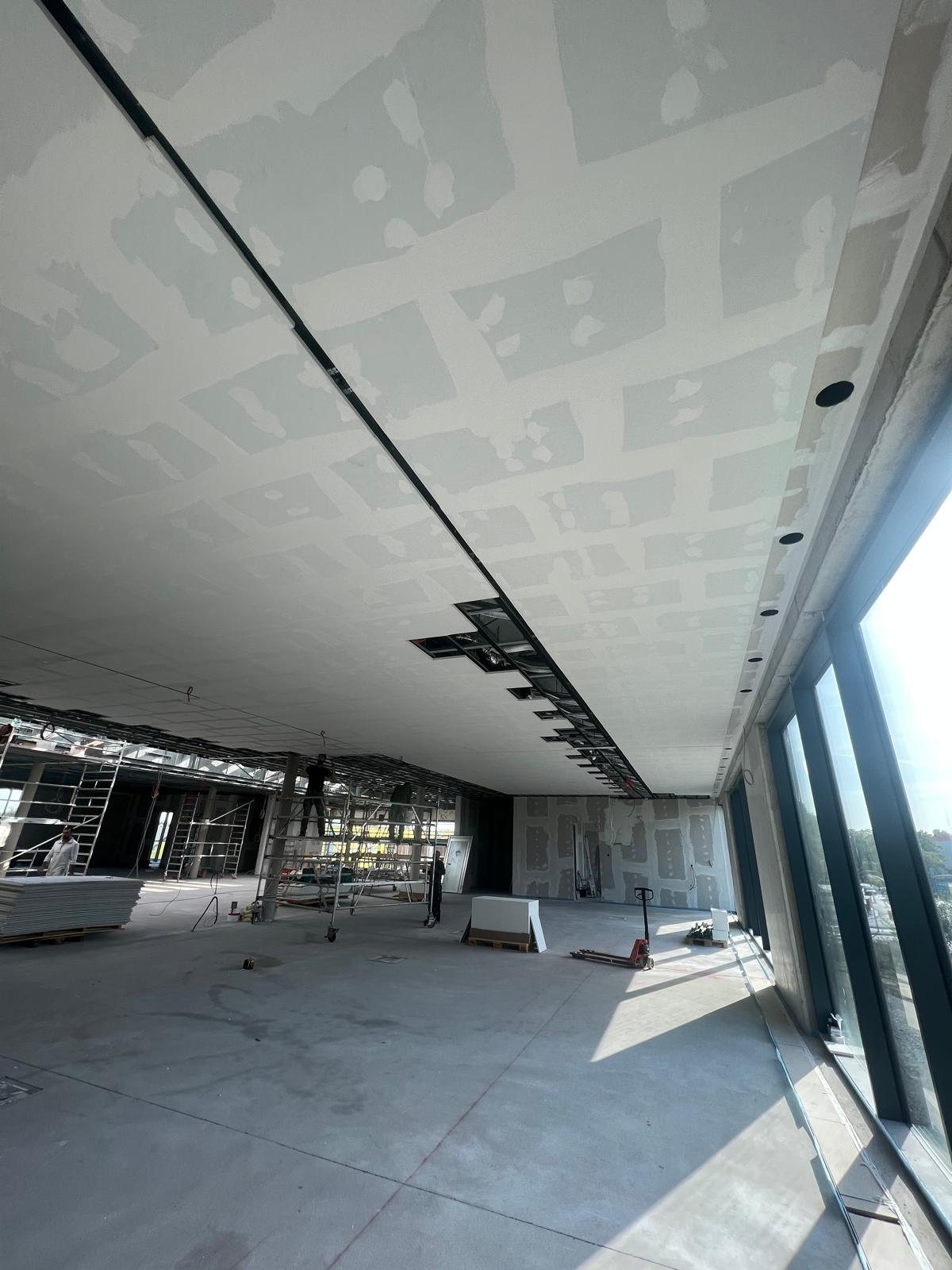 Trockenbau-Decke Gewerbebau – Projektfoto 4